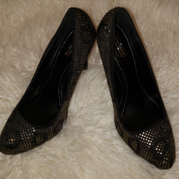 Shoes - Picture 6 of 6